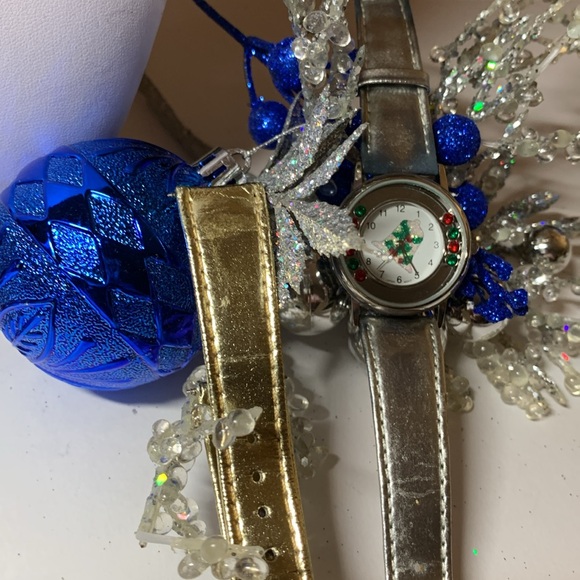 Silver Christmas Bell Watch, ππππStone Accents,NWT - Picture 10 of 10